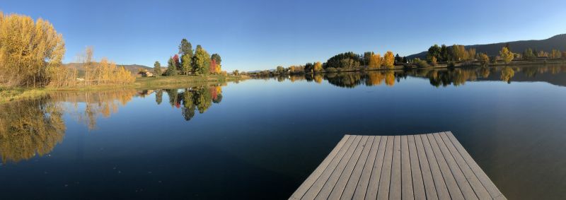 Local Pond Dock Repair pros at work